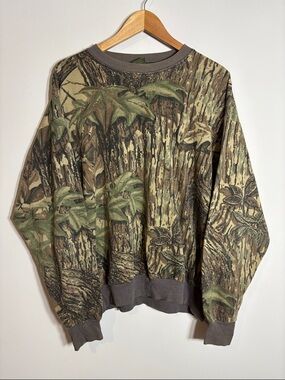 Vintage Spartan Realtree Camo Crewneck Large